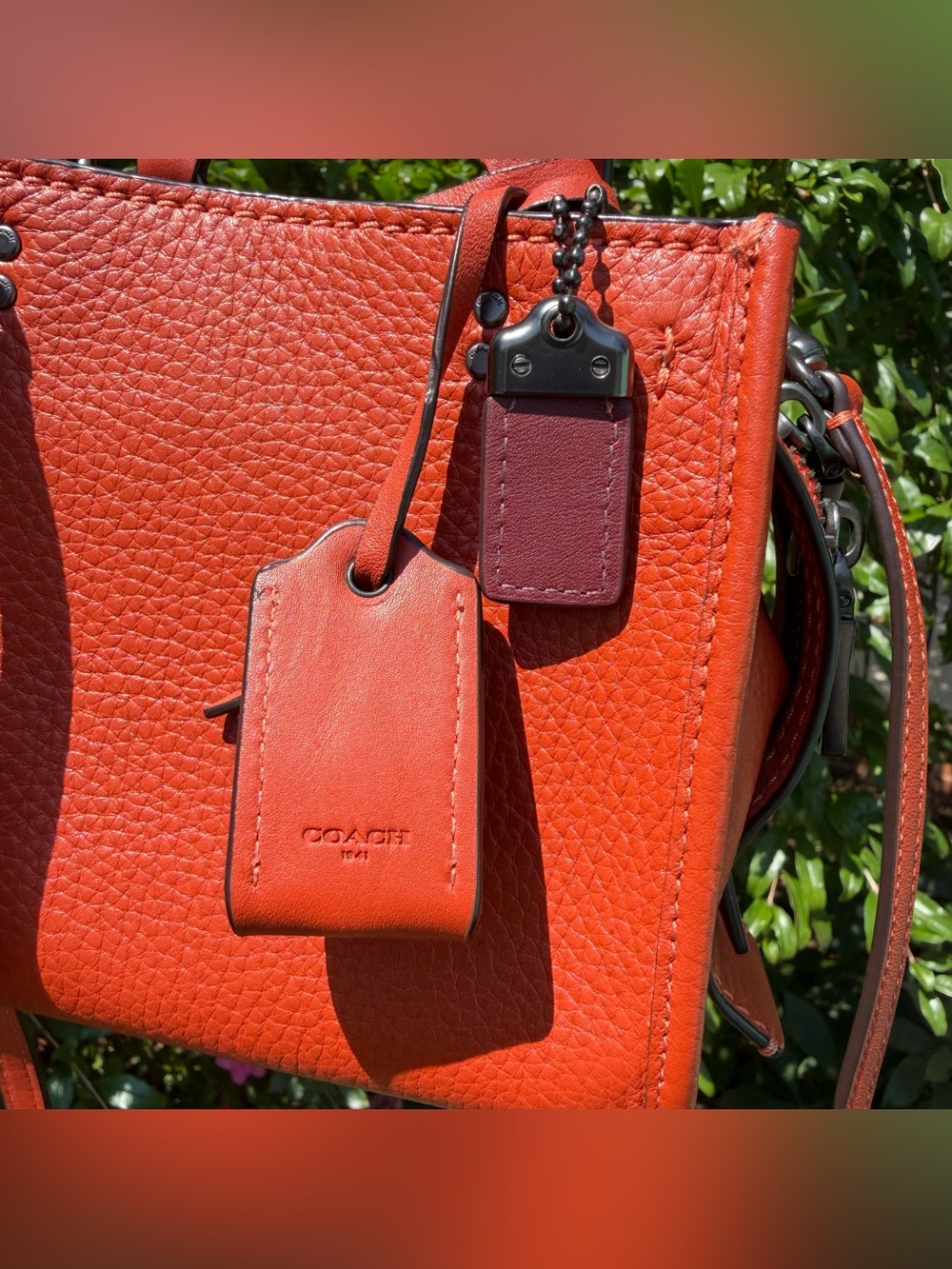 EUC Coach Rogue 17 Vermillion Orange Natural Pebble Leather Crossbody Bag 22978 - Picture 3 of 11